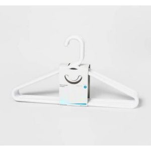 Plastic Hangers Pack of 6 (Colors may differ)